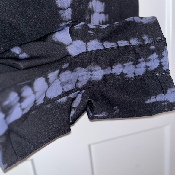 Wolves Black Tie-Dye Bodysuit - Picture 7 of 9